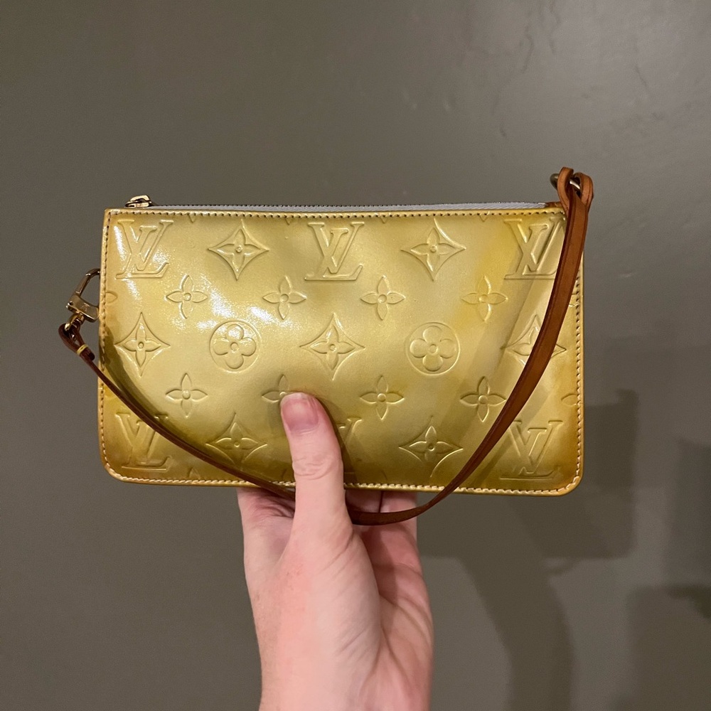 Louis Vuitton  Lexington Vintage 1999 Vernis Pochette Yellow Retail $1650 - Picture 13 of 15